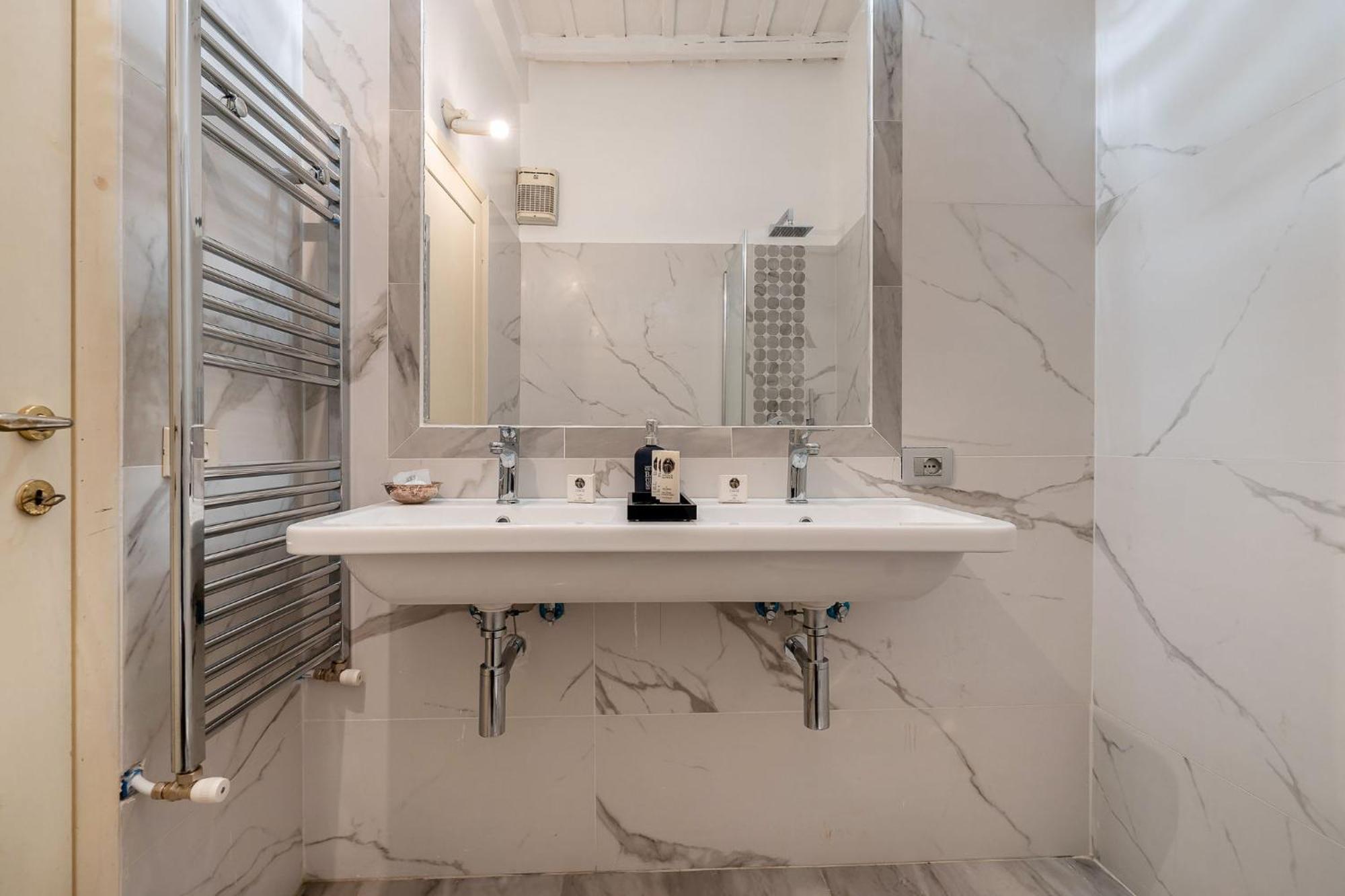 P-Suite Plaza Roma Buitenkant foto